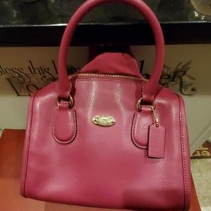 Coach small Satchel carry all bag 🎒